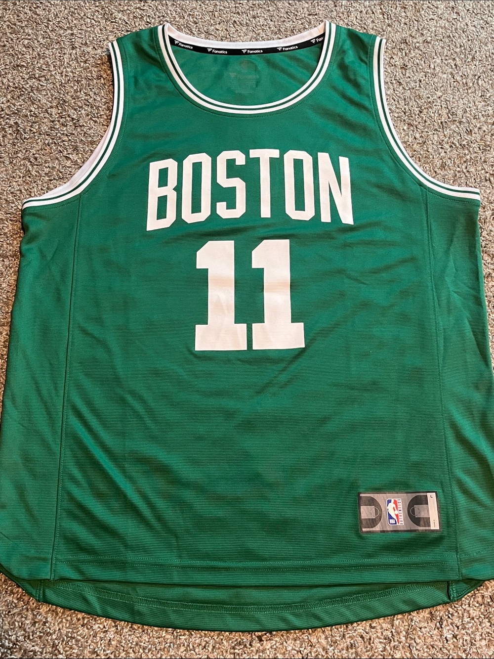 NBA Fanatics Boston Celtics Kyrie Irving Jersey Men’s Large (48)